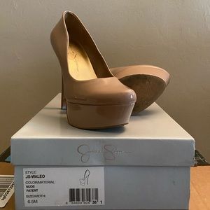 Jessica Simpson Platform Pumps